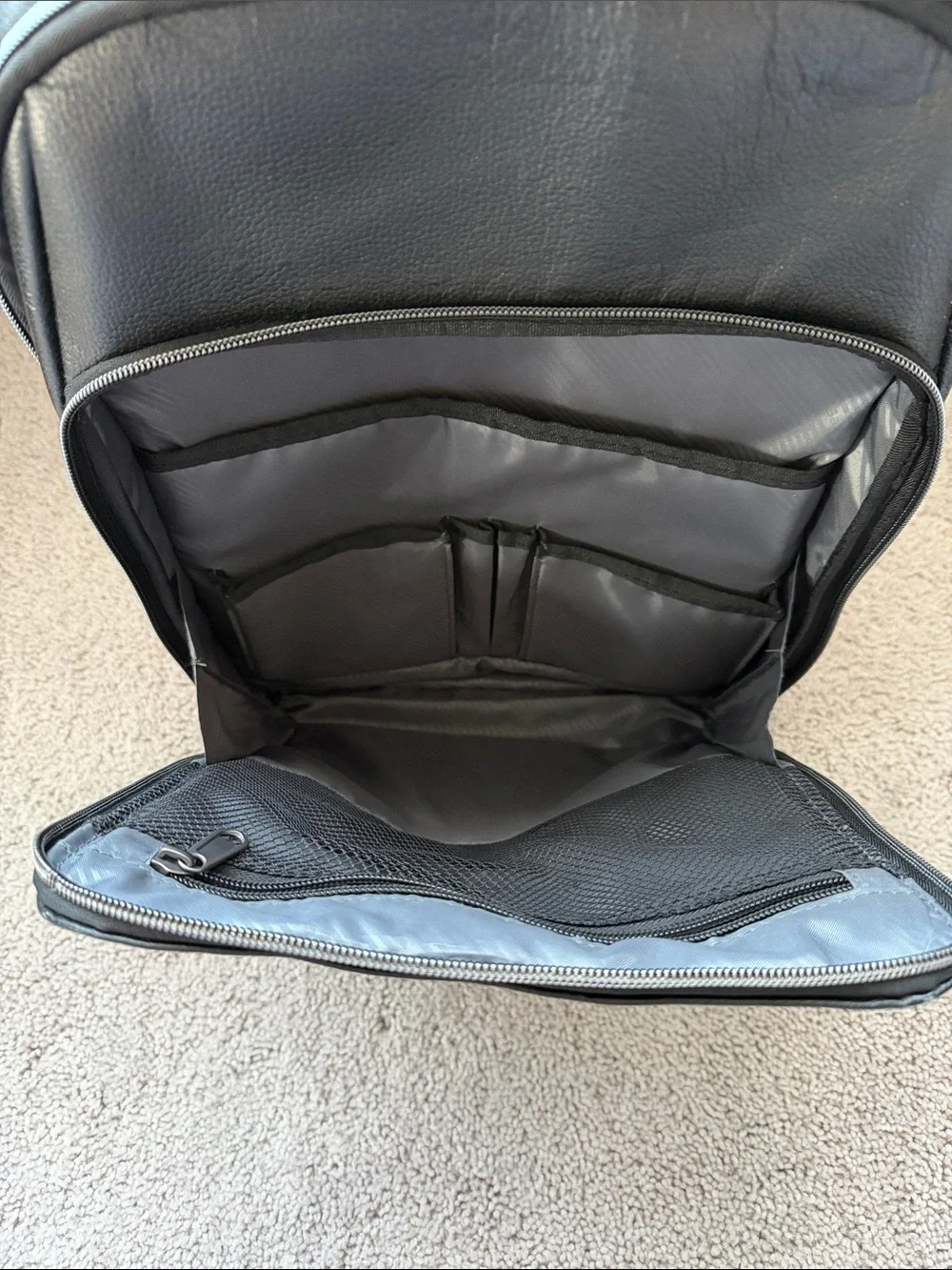 Samsonite Classic Leather Backpack - black leather